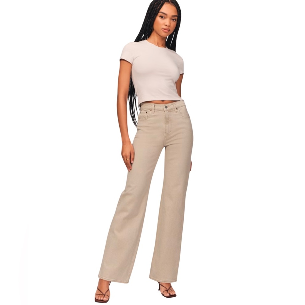 Abercrombie & Fitch The 90s Relaxed High Rise Jean
